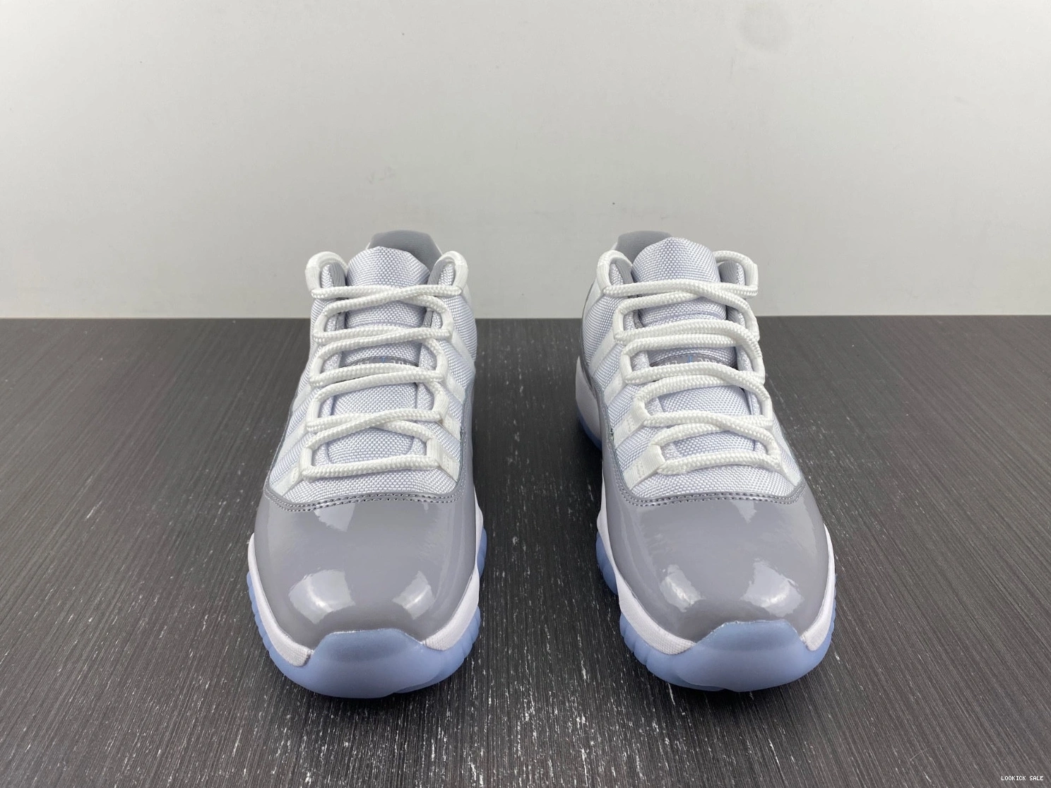 Cheap Cement AV2187-140 11 Air Jordan Low Grey 0518